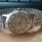 main auction 400 plus lots all lots start £1 no reserve collection or delivery jewellery miltary badges watches vintage… — image 1