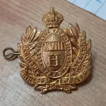 auction all lots start £1 no reserve collection or delivery jewellery miltary badges watches vintage books gold… — image 12