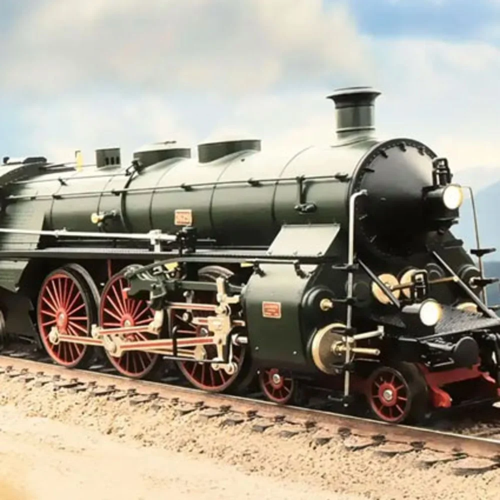 Model Trains – Day 1 & Meccano