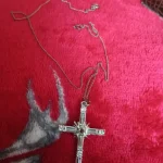 main auction 400 plus lots all lots start £1 no reserve collection or delivery jewellery miltary badges watches vintage… — image 7