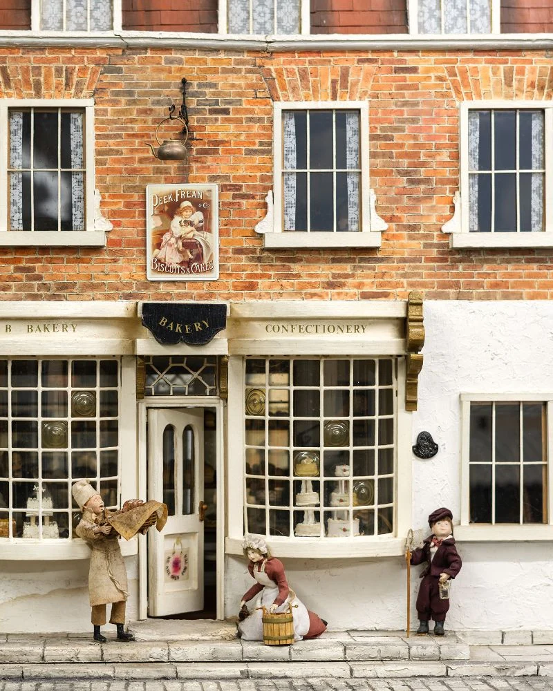 The Lady Barbara Speake Collection: Fine Dolls’ Houses & Miniatures