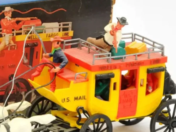 Toy Soldiers, Military & Civilian Miniatures & Militaria Auction