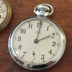 auction all lots start £1 no reserve collection or delivery jewellery miltary badges watches vintage books gold… — image 20
