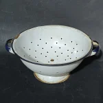 WEEKLY AUCTION OF COLLECTABLE, ANTIQUE AND VINTAGE ITEMS, ARTWORKS AND JEWELLERY . MUST SEE — image 19