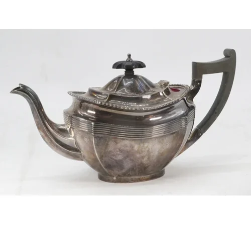Wimborne Antique & Collectors Auction – Large One Owner Collection of Bournemouth Souvenir Crested Ware, Mauchlin Ware, Postcards etc. Silver and Gold Jewellery. Collectors Items and Much More