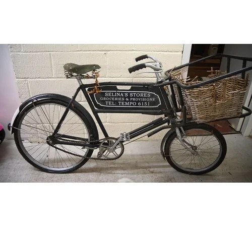 19th & 20th Century Collectable Items, Silver, Jewellery and Works of Art & Furnishings