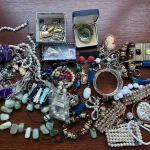 Timed Auction – Jewellery, Antiques, Collectables, Furniture & More — image 18