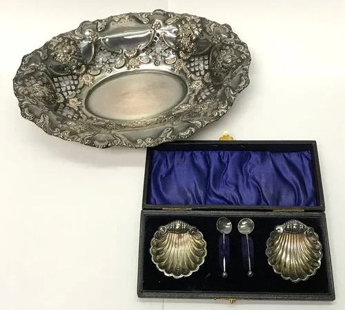 Antiques, Vintage, Collectors’ and General Auction Starting with Silver & Jewellery