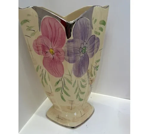 Auction – Jewellery, Watches, Die Cast Cars, Hornby, Artwork, Crafting, Wool, Mid Century Speakers, Pine, Oriental, Home Decor & more