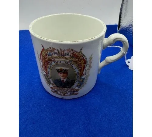Coins, Jewellery, Gold, Silver, Watches, Hornby, Bank Notes and other Small Collectables. Very Competitive In House Postage and Packing Available on all Lots Unless Stated