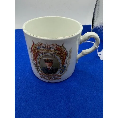 Coins, Jewellery, Gold, Silver, Watches, Hornby, Bank Notes and other Small Collectables. Very Competitive In House Postage and Packing Available on all Lots Unless Stated