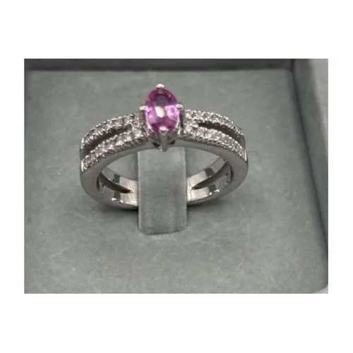Coins, Jewellery, Gold, Silver, Watches, Toys, Bank Notes and other Small Collectables.