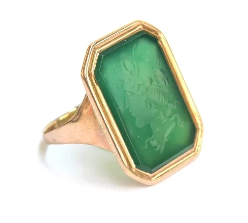 Fine Art & Antiques