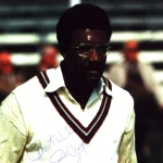 LIVE AUTOGRAPH ENTERTAINMENT, SPORT, SPACE, MUSIC AND HISTORICAL — image 14