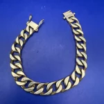 Live In-Person and Online Vintage Antiques and Collectables Auction including Gold, Silver, Coins, Furniture… — image 17