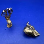 Live In-Person and Online Vintage Antiques and Collectables Auction including Gold, Silver, Coins, Furniture… — image 8
