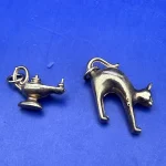 Live In-Person and Online Vintage Antiques and Collectables Auction including Gold, Silver, Coins, Furniture… — image 14