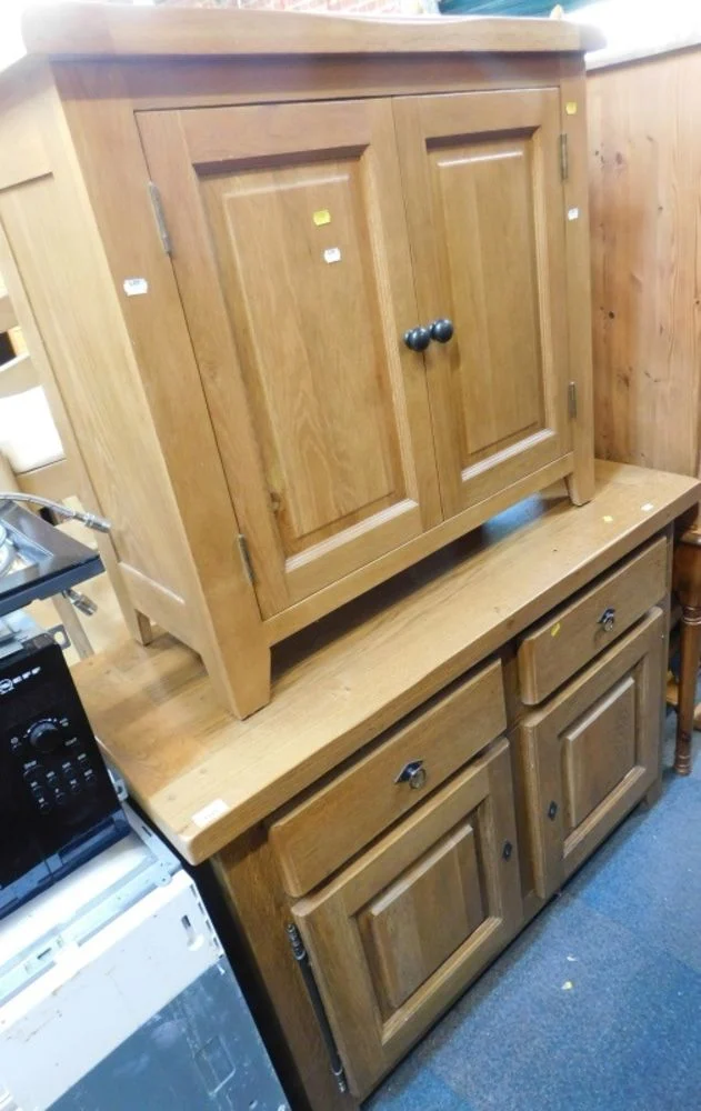 Colin Young’s 40th Anniversary Bourne Collective Sale – General Furniture & Effects
