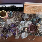 Timed Auction – Jewellery, Antiques, Collectables, Furniture & More — image 15