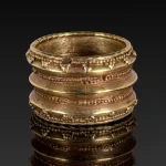 FINE ANCIENT JEWELLERY AND BEADS — image 20