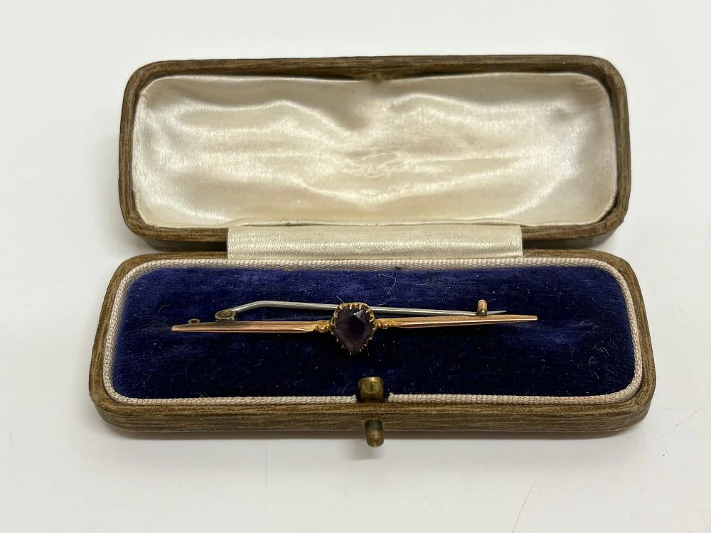 Monday 30th November – Antiques, Jewellery, Militaria, Coins, Vinyl, Toys, Ceramics, Collectables