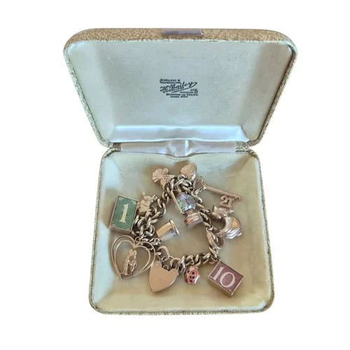 Newark September Auction of Silver/Jewellery & Antique and Collectables