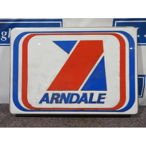 Sale of Automobilia, Petroliana, Globes, Pumps, Rare Signs.