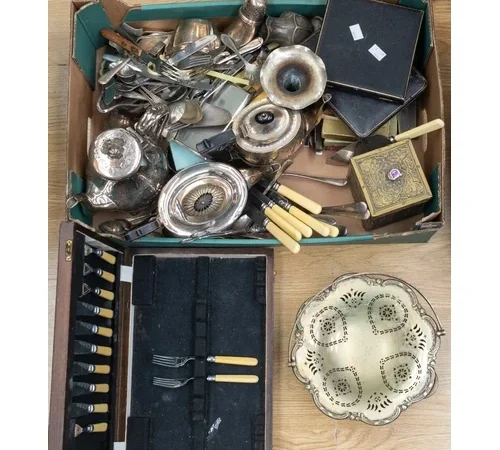 September Antique & Collectors Sale
