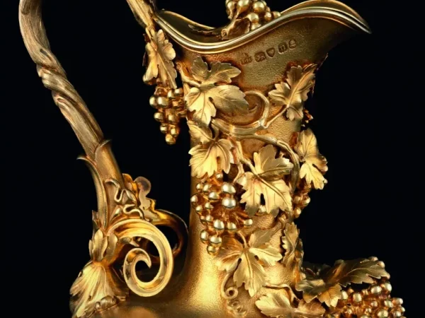 Silver & Objects of Vertu