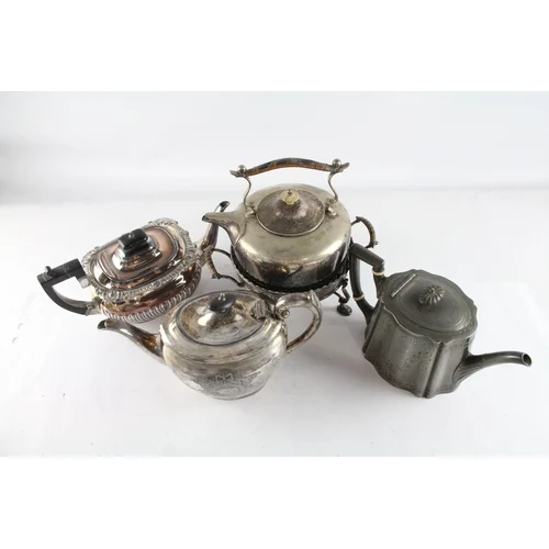 Specialist Monthly Auction – to include a Large Collection of Watches, Militaria, Cameras and Other Collectables
