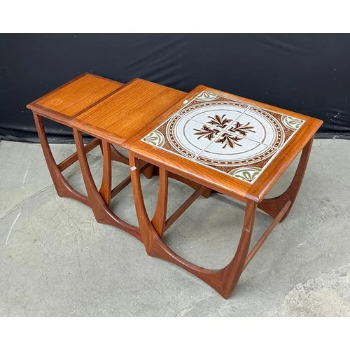 That 70’s Auction – Mid Century Furniture, G Plan, Ercol, Danish, Teak, Ceramics, Glass, Art, Memorabilia