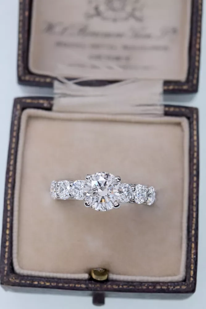 The Fine Jewellery, Diamonds & Watches Auction (II)