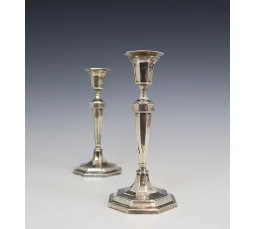 The September Fine Art & Antiques Auction