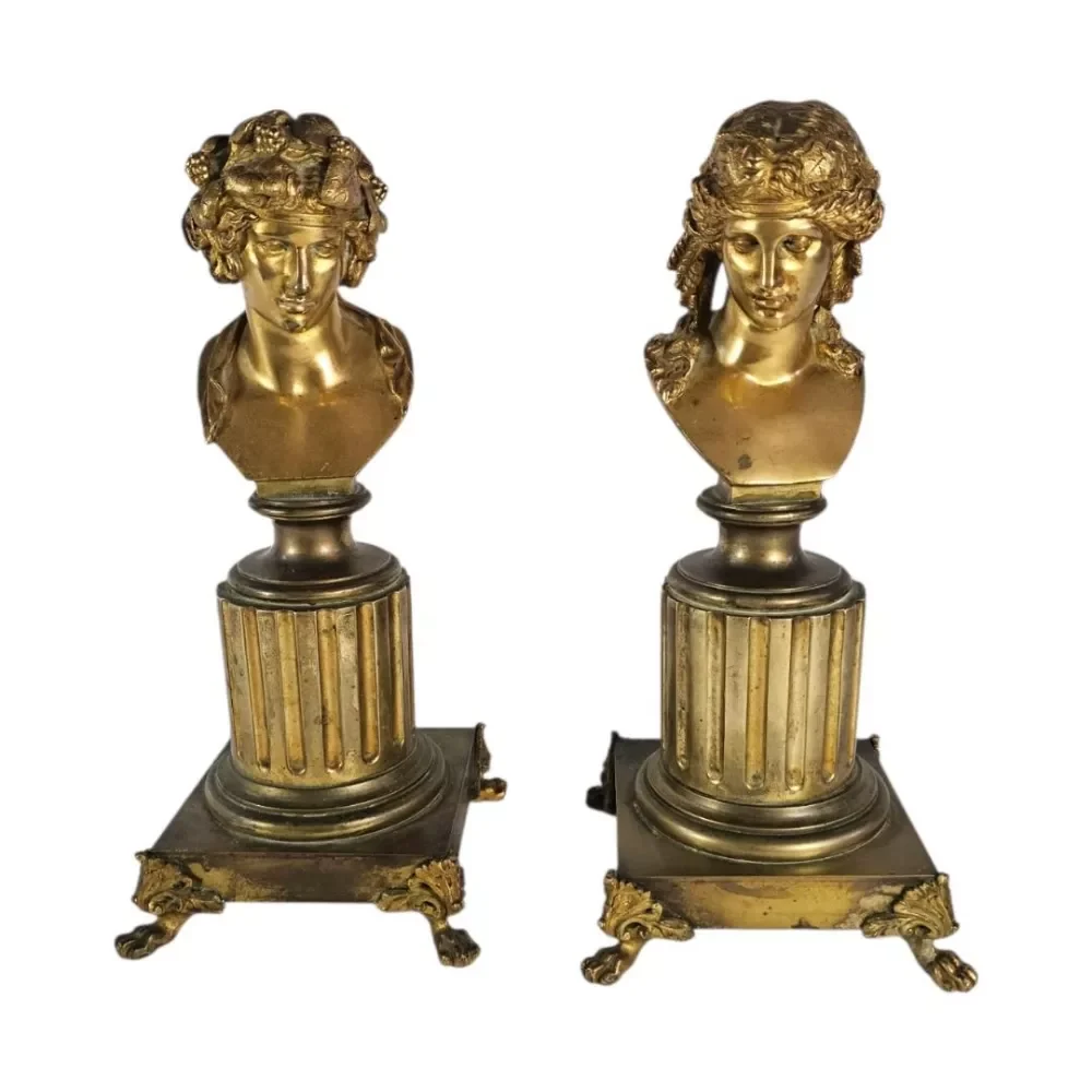 TIMED ANTIQUES & COLLECTABLES SALE