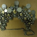 main auction 400 plus lots all lots start £1 no reserve collection or delivery Star wars jewellery miltary badges… — image 10