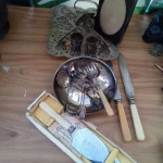 Vintage collectables toys, jewellery, coins, stamps, silver, lots added Daily. No reserve all items start at £1 — image 1