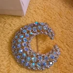 main auction 400 plus lots all lots start £1 no reserve collection or delivery Star wars jewellery miltary badges… — image 2