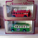 Decorative metal signs, model cars, buses, hot wheels various other items. More lots to be added. !!!!No reserve!!!! — image 13