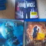main auction 400 plus lots all lots start £1 no reserve collection or delivery Star wars jewellery military badges… — image 9