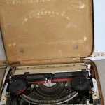 Antiques. collectables, Curios, Joblots and much more — image 24