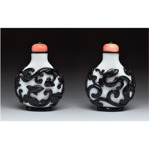 Fine Chinese Snuff Bottles from the Collection of Robert G. Piper