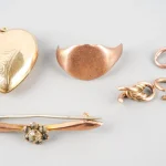 October (2) One Day Antique and Collectors Auction to include Jewellery, Watches, Ceramics, etc. — image 2