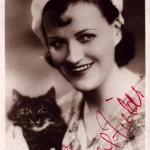 LIVE AUTOGRAPH ENTERTAINMENT, SPORT, SPACE, MUSIC AND HISTORICAL — image 21