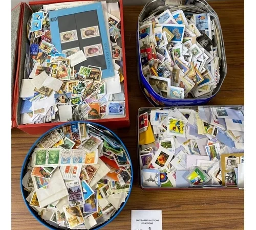 Memorabilia & Collectables Auction