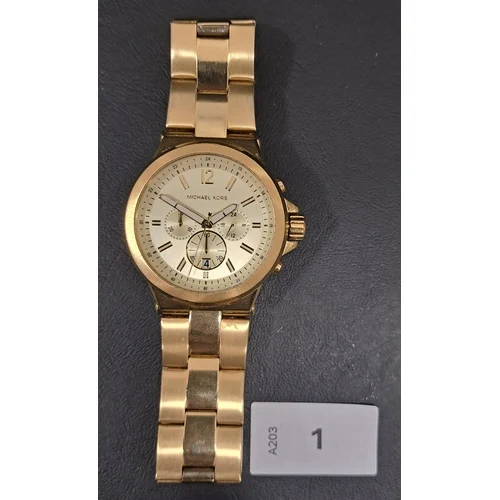 Unclaimed Airport Lost Property – 203