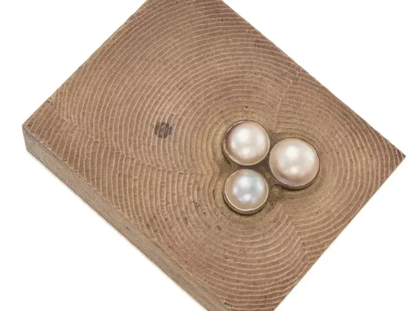 Weekly: Artist Jewelry from an Impressive Collecti