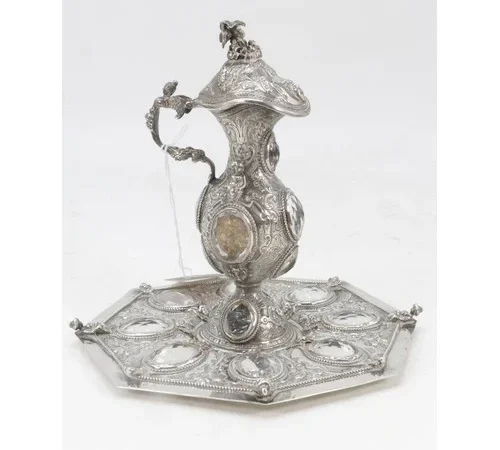 Wimborne Antiques and Collectables Auction including Antique and Later Jewellery, Silver, Collectables and Electric Bike.